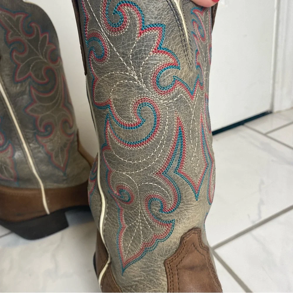 Ariat Women’s round up square toe western boots coastal cowgirl embroidered 8.5 - Picture 13 of 13